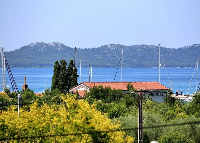 Apartments Mara