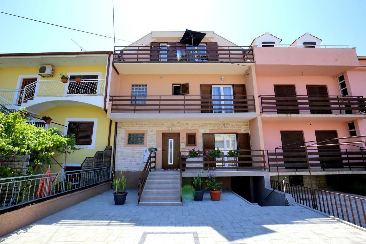Mara Apartment